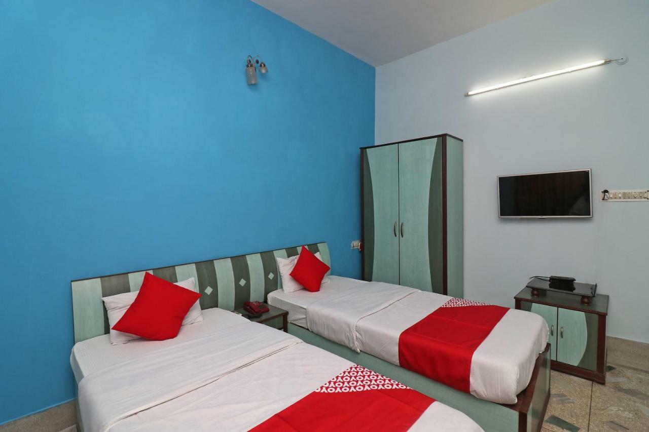 Oyo 37989 Hotel Debarshi Bānkura Zewnętrze zdjęcie