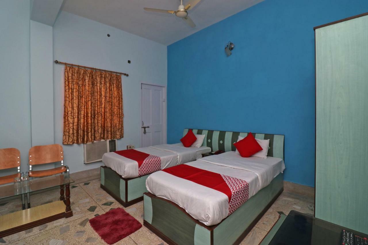 Oyo 37989 Hotel Debarshi Bānkura Zewnętrze zdjęcie
