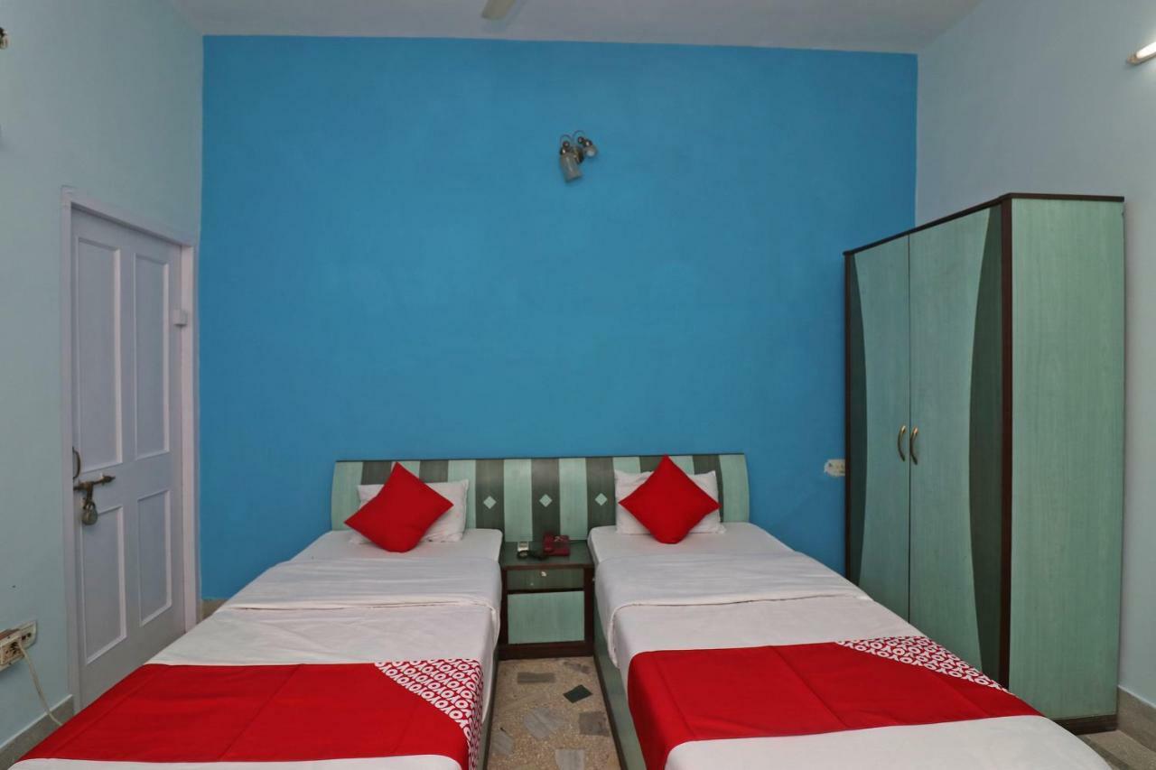 Oyo 37989 Hotel Debarshi Bānkura Zewnętrze zdjęcie