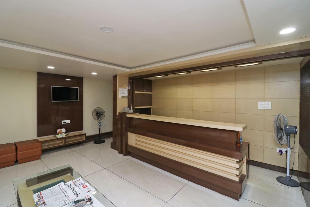 Oyo 37989 Hotel Debarshi Bānkura Zewnętrze zdjęcie