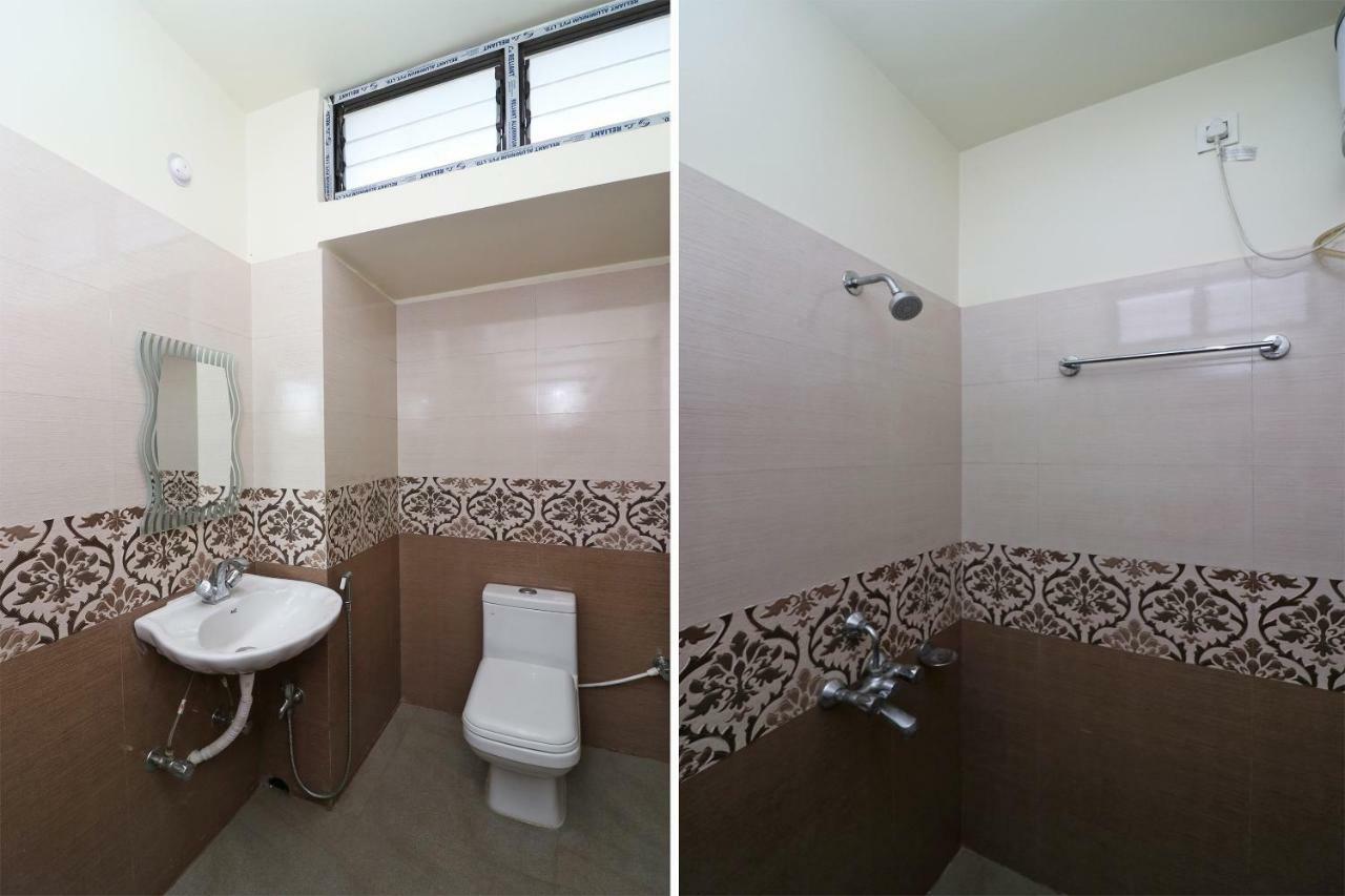 Oyo 37989 Hotel Debarshi Bānkura Zewnętrze zdjęcie